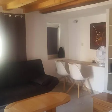 Petit Pour Personne A